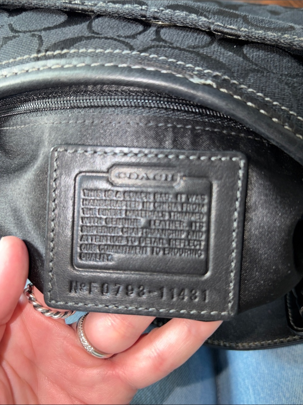 Y2K Coach Bleecker Signature East West Shoulder Bag Black Style No 11431 - Picture 10 of 10